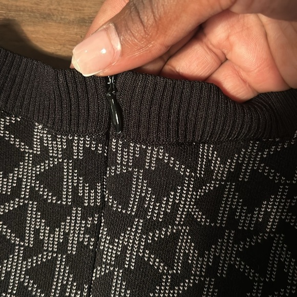 Small Michael Kors Monogram Black Dress - Picture 9 of 10